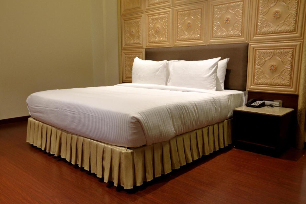Hotel Kasturi Orchid Pāl Extérieur photo