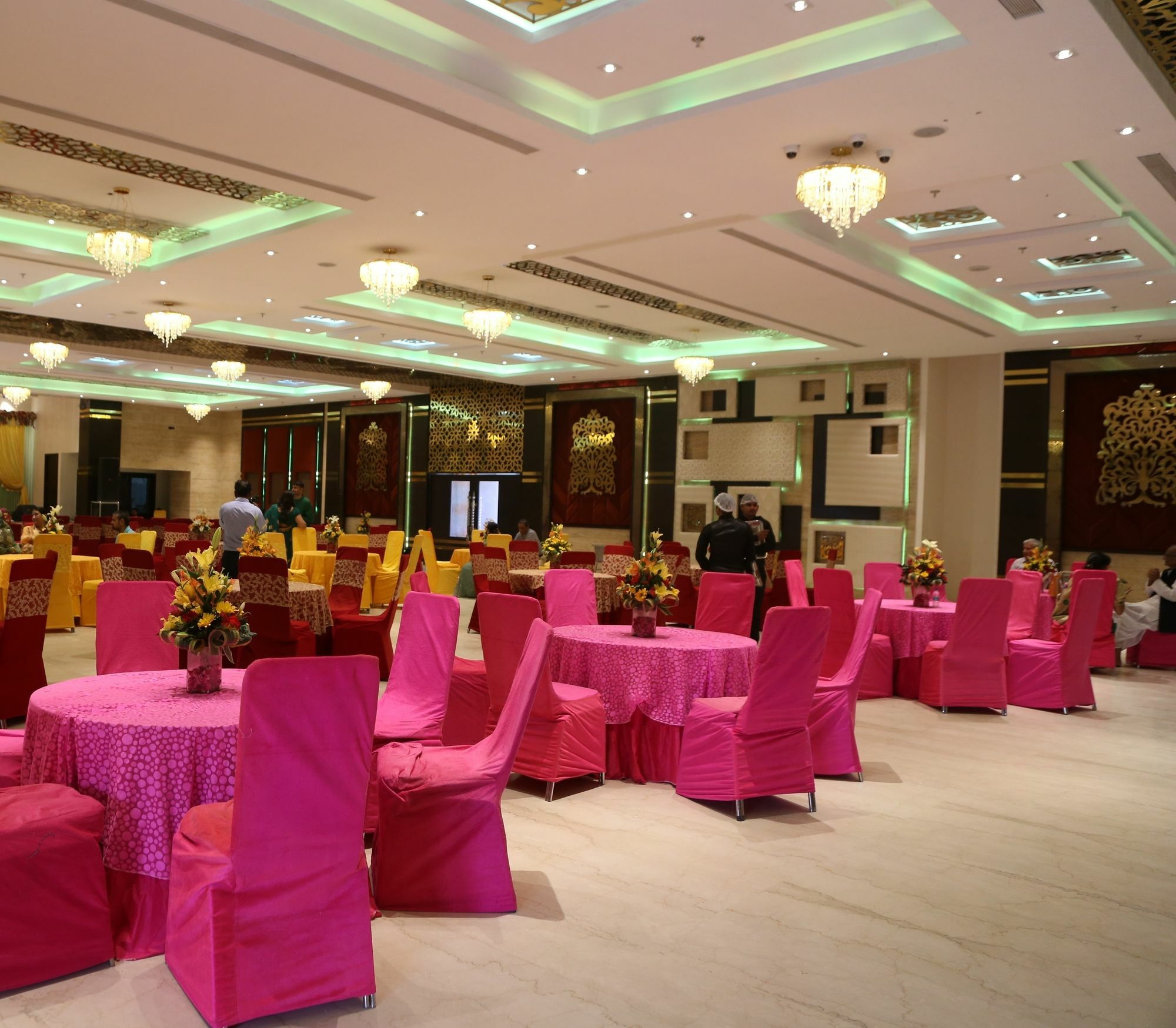 Hotel Kasturi Orchid Pāl Extérieur photo